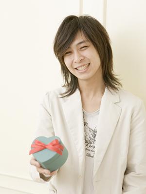 美しく希少な宝石を扱う販売店なら